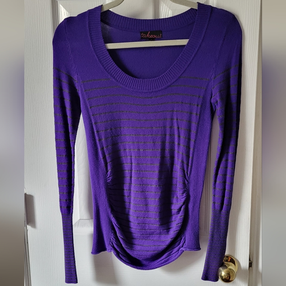 Women's sweater